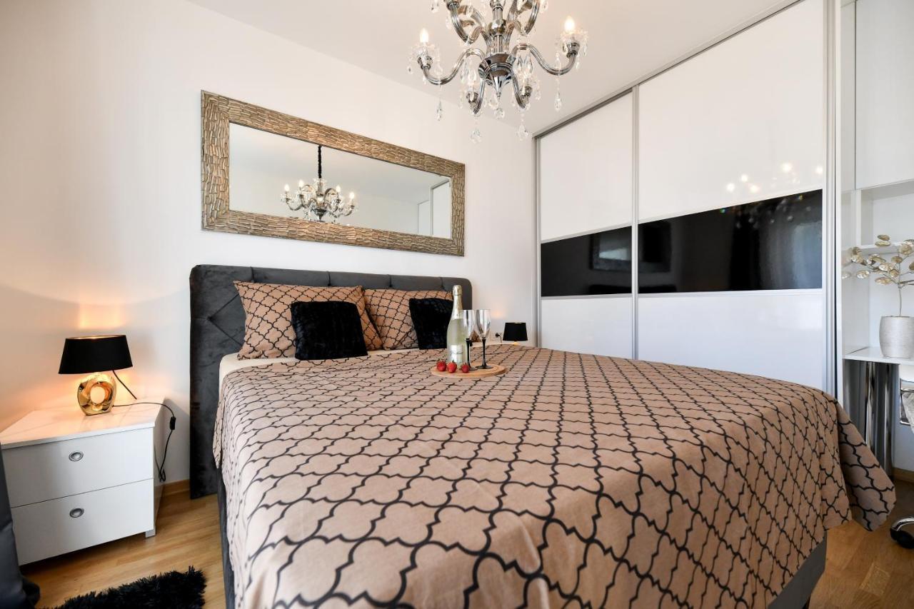 Lauris Luxury Apartment 扎达尔 外观 照片