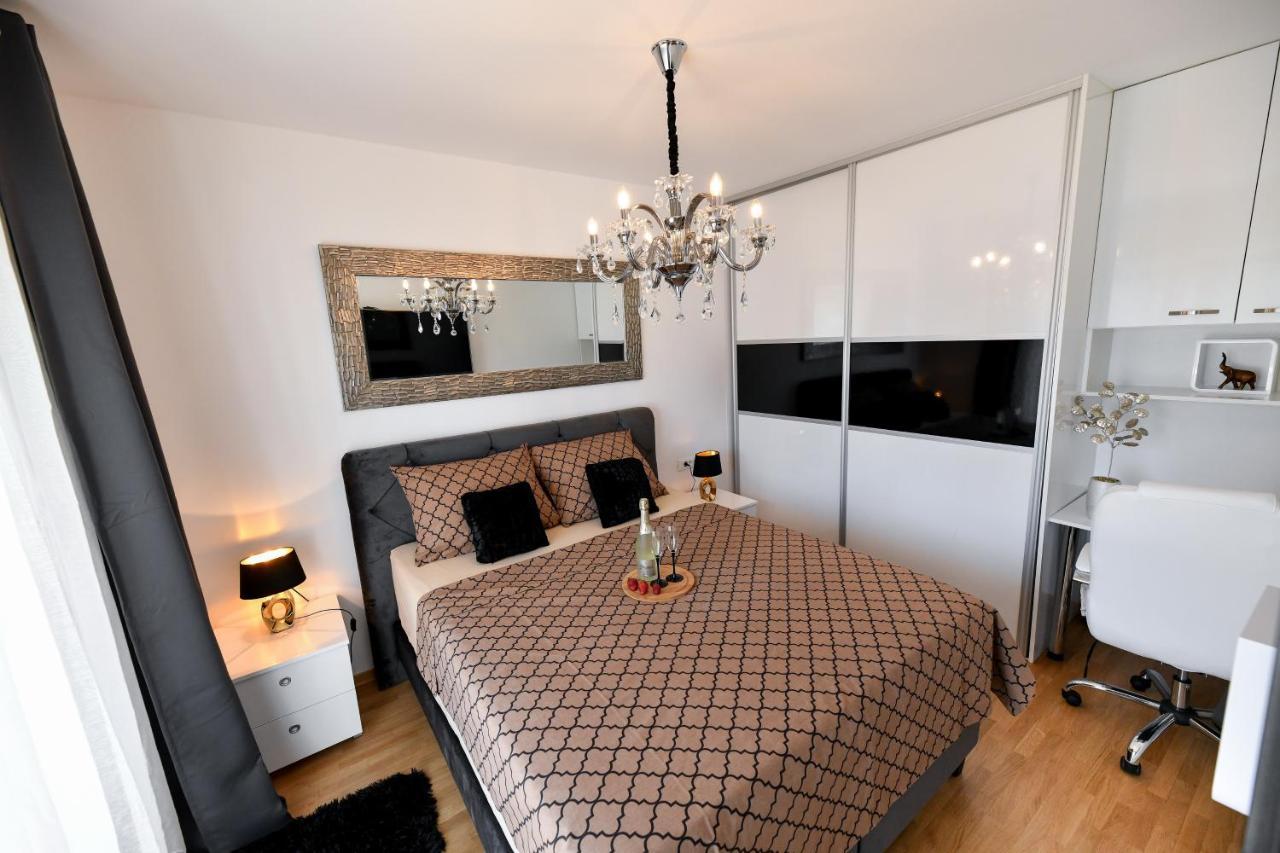 Lauris Luxury Apartment 扎达尔 外观 照片
